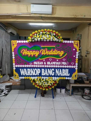 Papan Bunga di Bandara Halim Perdanakusuma
